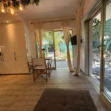 Terrasse & Calme 8 Min Garage Prive * Antibes