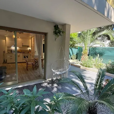 Terrasse & Calme 8 Min Garage Prive Appartement